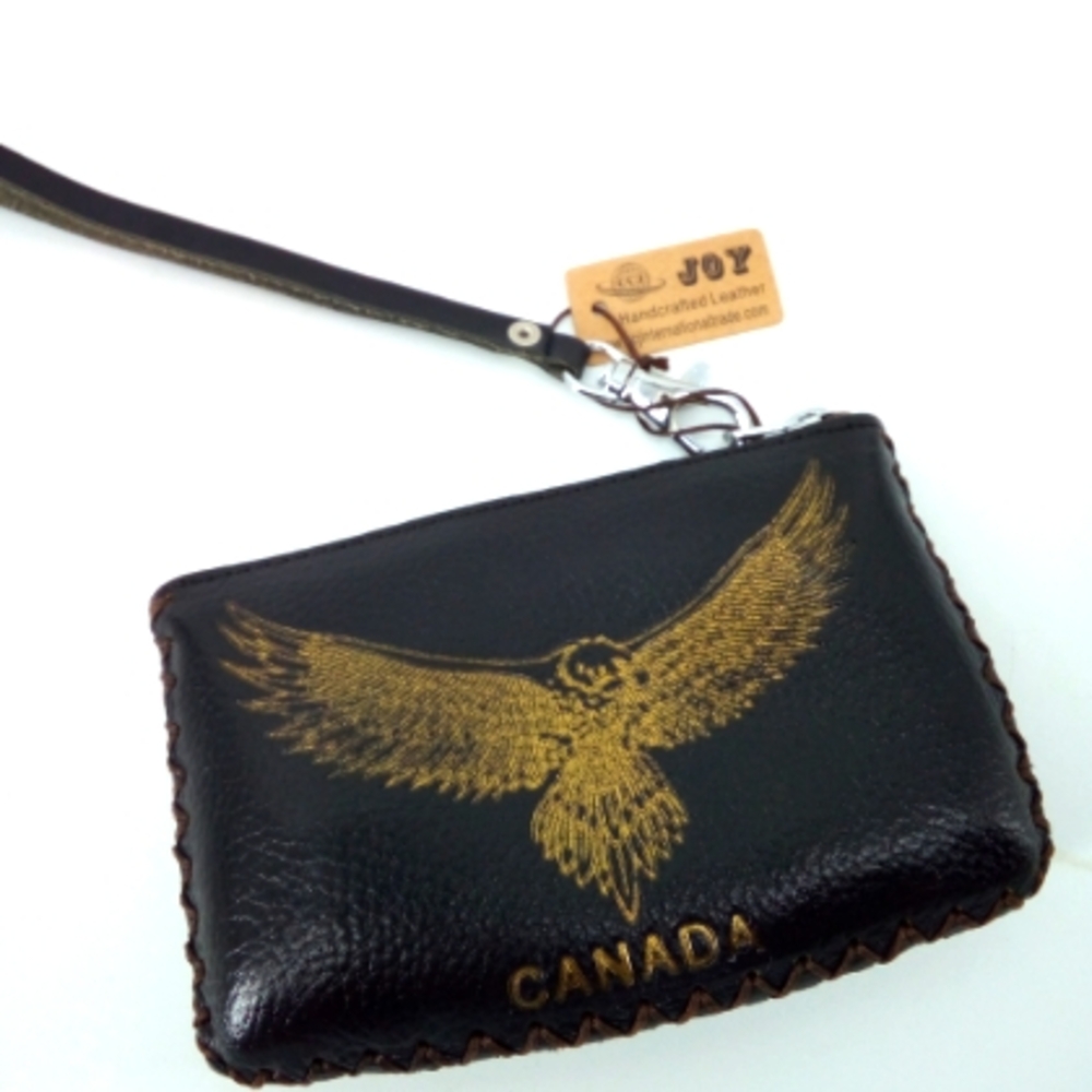 NWT Joy Handcrafted Genuine Leather Canada Owl Zipper Coin Purse Wristlet Brown